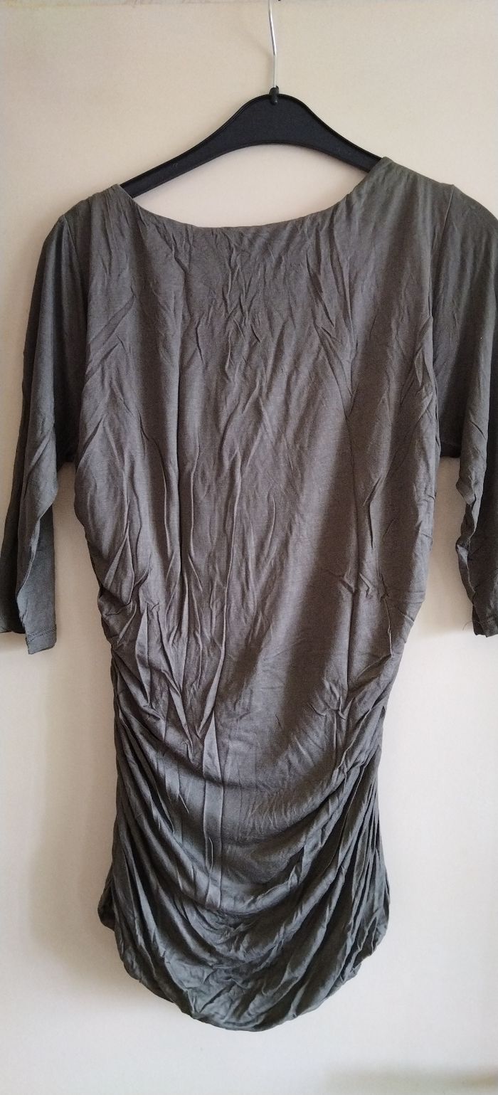 T-shirt habillé style drapé - photo numéro 5