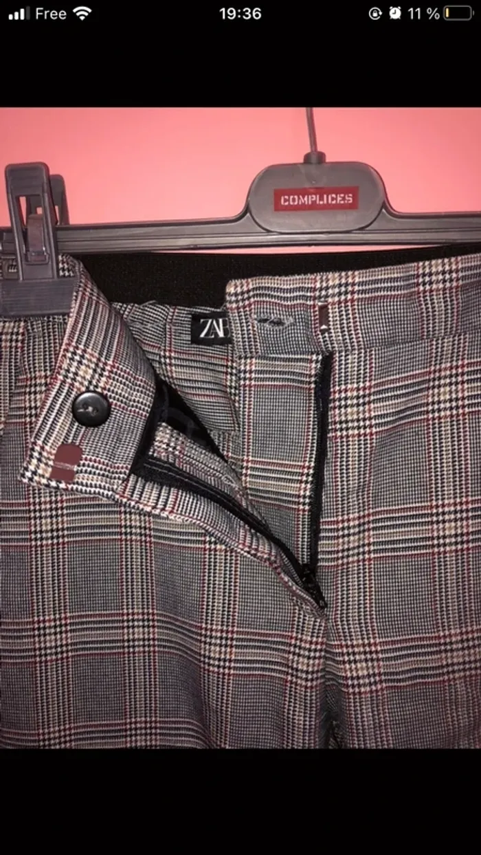 pantalon gris à carreaux zara - photo numéro 3