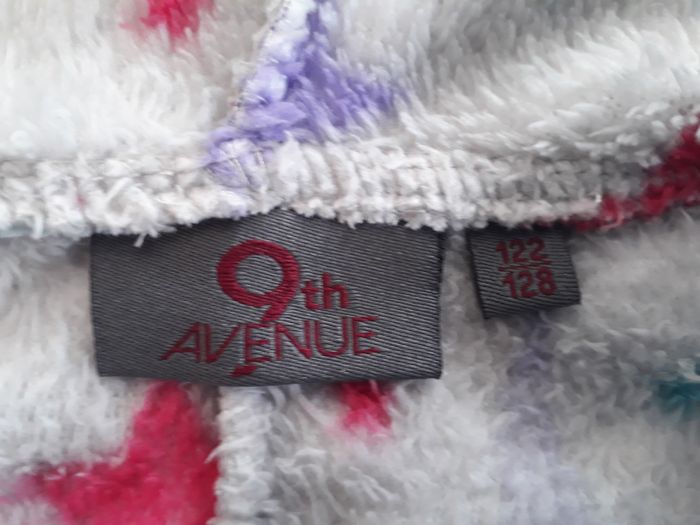 Pilou pilou 9 th Avenue 7 – 8 ans ( 122-128 ) - photo numéro 4
