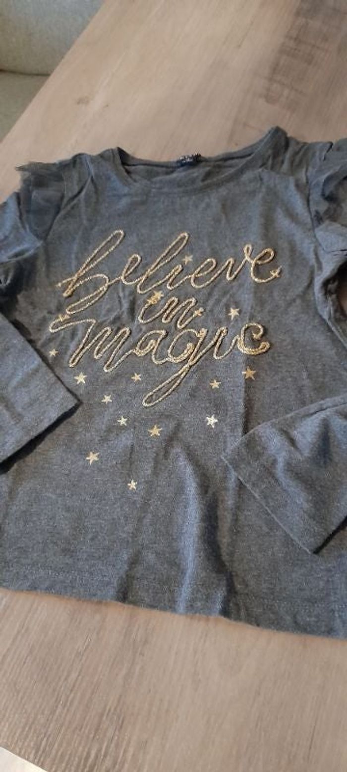 T-shirt Believe in magic