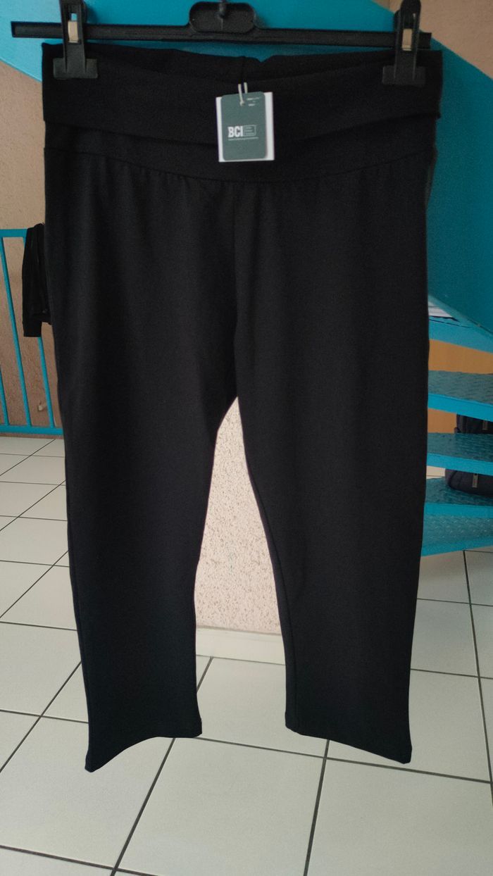 legging court noir femme NEUF taille 34 ONLY - photo numéro 4
