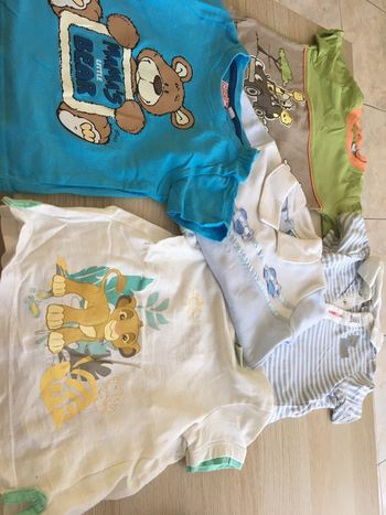 Lot tee shirt manche courte