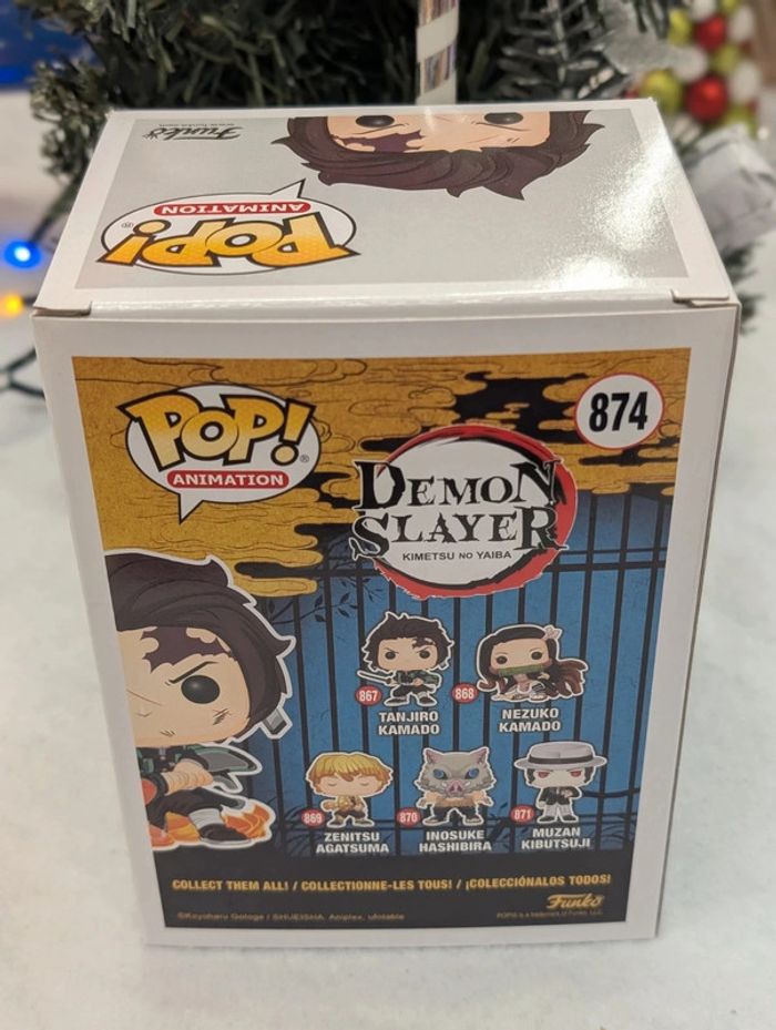 Funko Pop! Demon Slayer Tanjiro Kamado Glow Chase 874 sous Sleeve - photo numéro 4