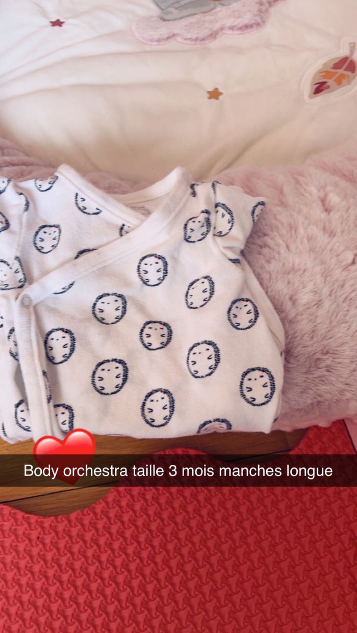 Lot pyjama body 1mois - photo numéro 2