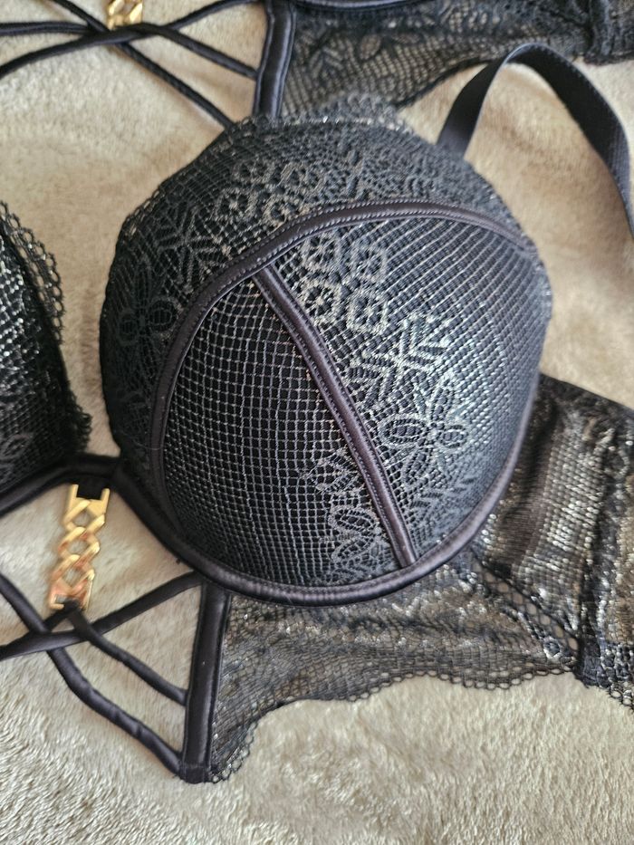 Lot 2 soutien-gorges push up Undiz 95D - photo numéro 2