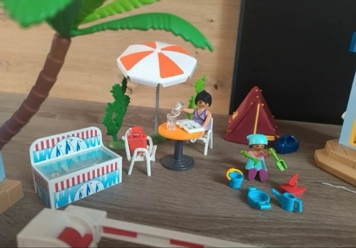 camping Playmobil 70087