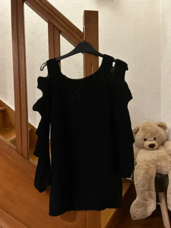 Pull femme avec ouvertures bras