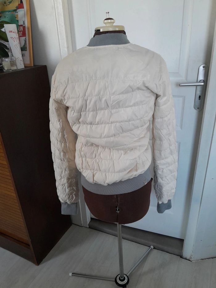 Trop beau bombers femme léger Bench taille M avec fentes aux poignets pour le pouce - photo numéro 2