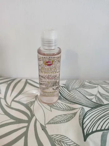Gloss! gel douche 120ml   à utiliser 12 mois après ouverture