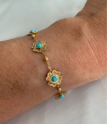 Bracelet fleur bleue turquoise en acier inoxydable doré