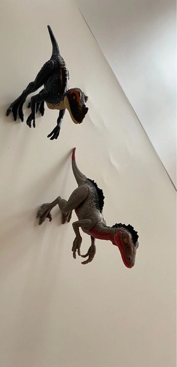 Lot 2 dinosaures jurassic world