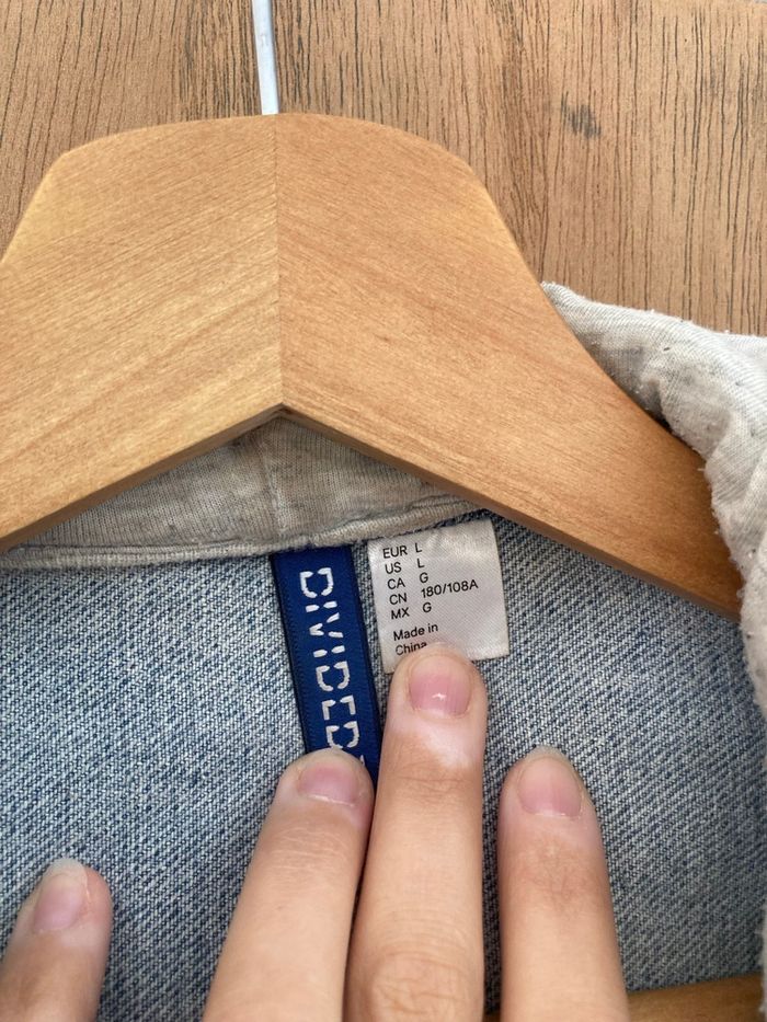 Veste en jean à capuche - photo numéro 2