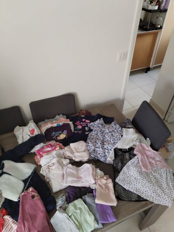 Lot vêtements fille 12 mois