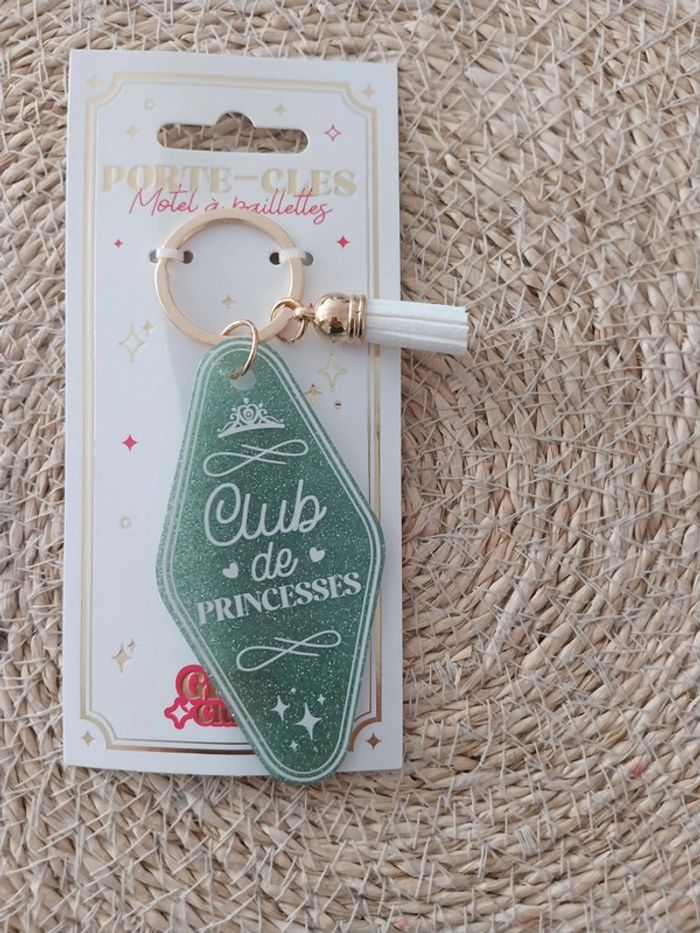 Porte-clefs à paillettes vert d'eau