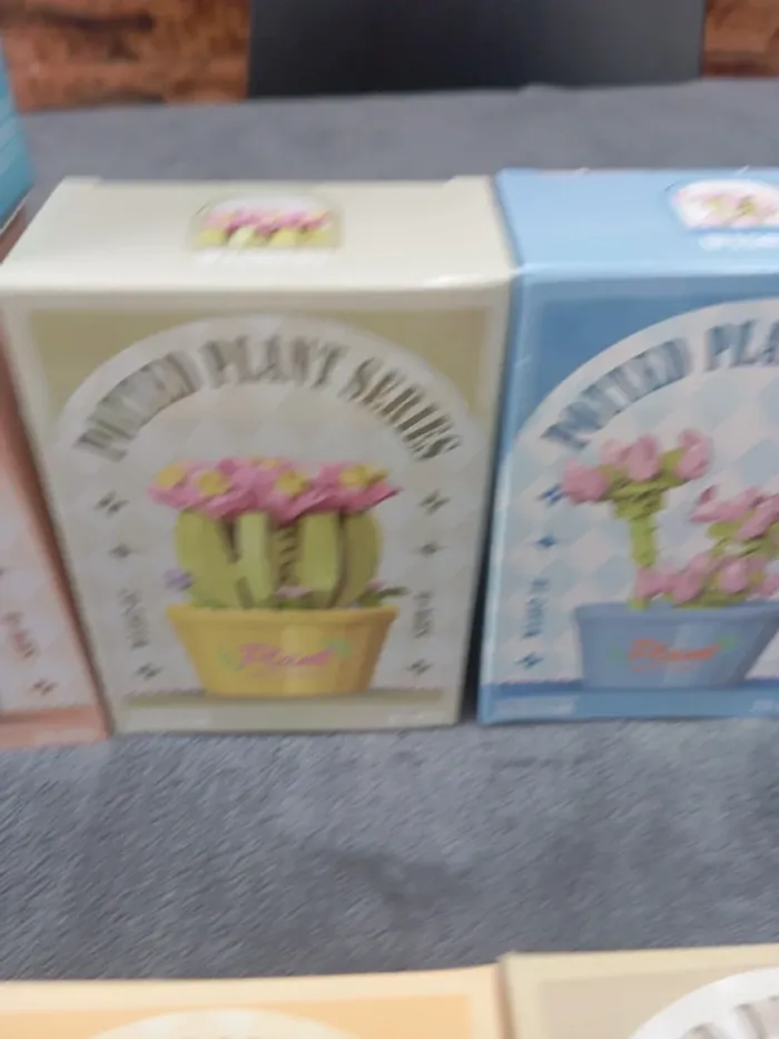 Petit pot de fleur en lego - photo numéro 6