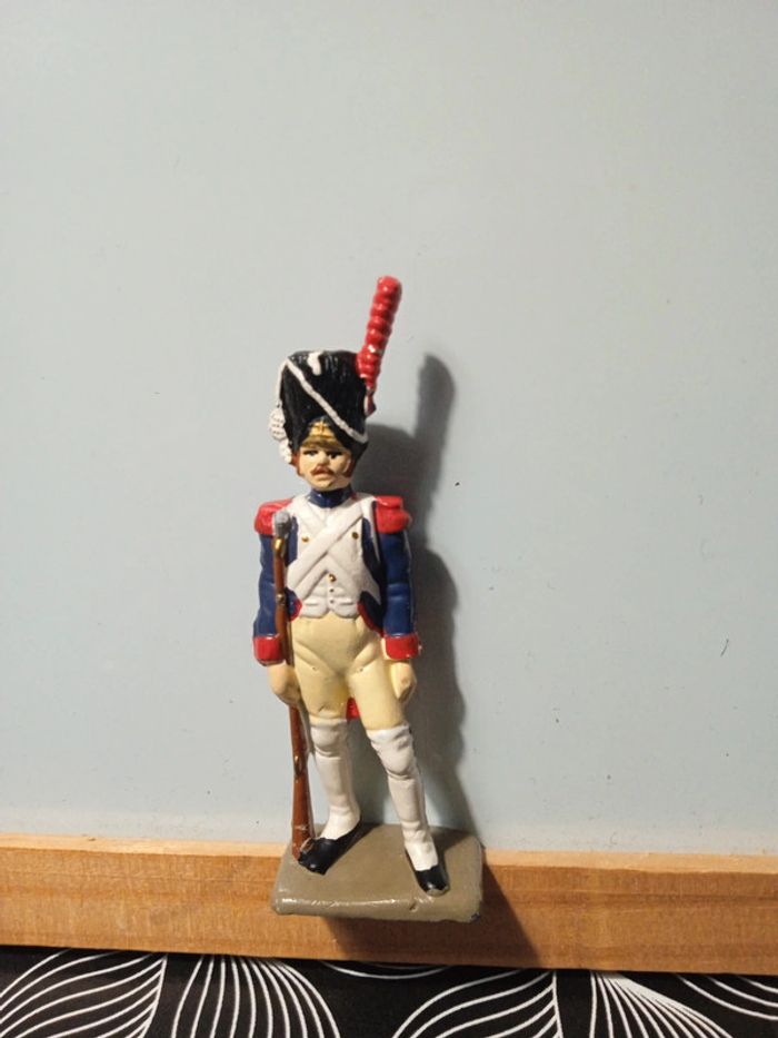 Soldat Starlux grenadier à pied de Napoléon en plomb