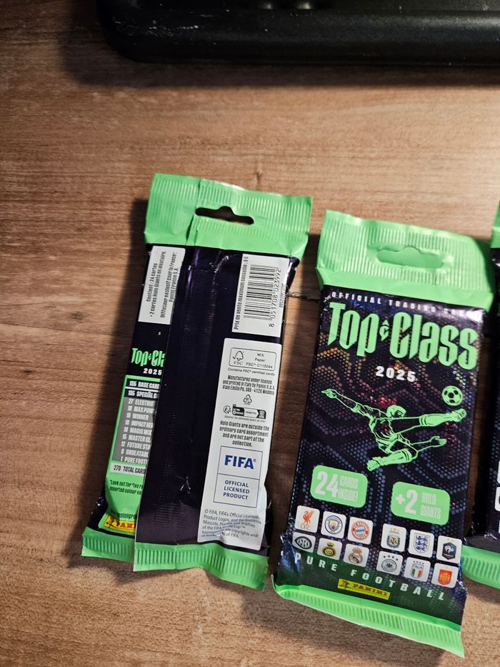 Lot 3 pochettes Panini Top Class 2025 – Pure Football - photo numéro 5