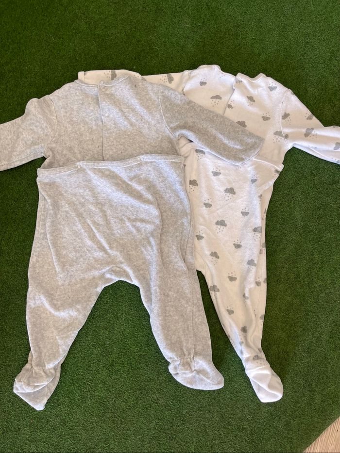 Lot de 4 pyjamas - photo numéro 2