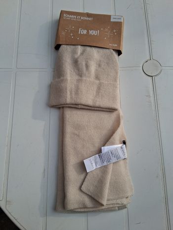 Bonnet et écharpe 
