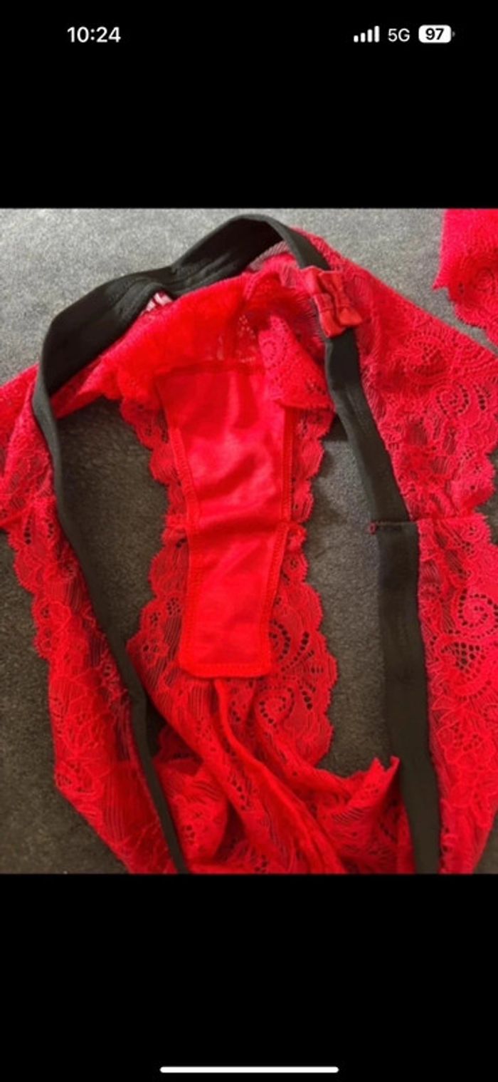 Lot de 2 culottes rouge en dentelle neuve steffy - photo numéro 7