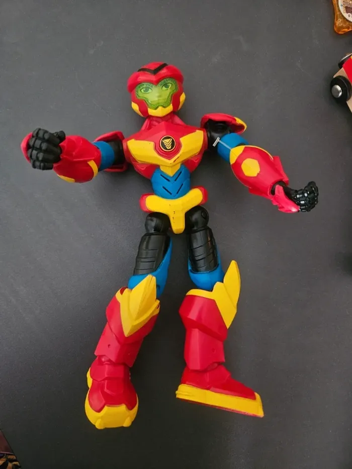 Figurine power player