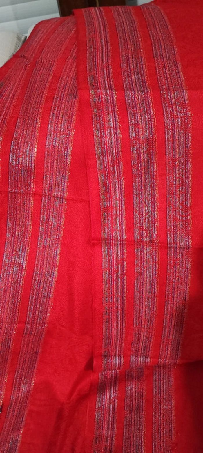 Étole rouge rayée - photo numéro 2
