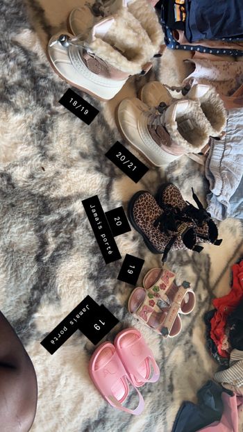 Divers vêtement bébé fille de 3 mois. A 24 mois