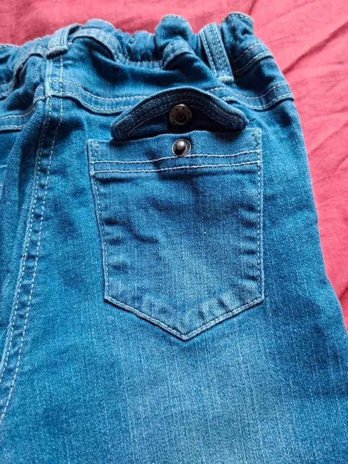 Lot 2 jeans slims 10 ans - photo numéro 13