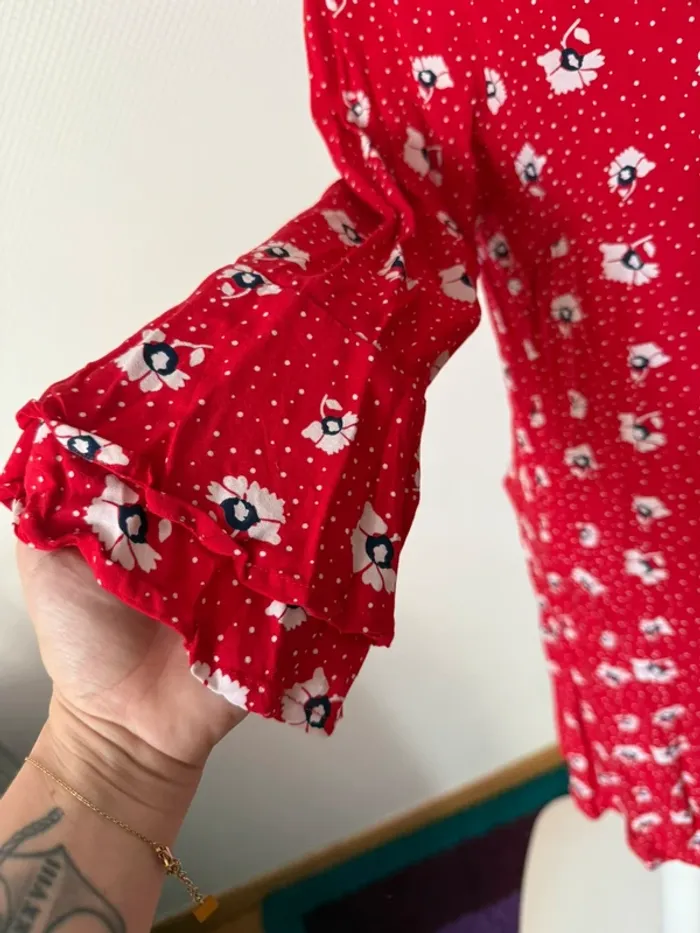 Robe rouge neuve taille 38 la ligne à suivre - photo numéro 5