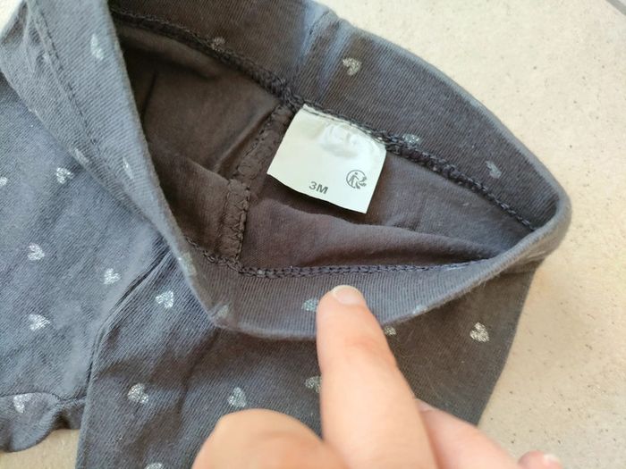 Legging à coeurs - Taille 3 mois - photo numéro 3