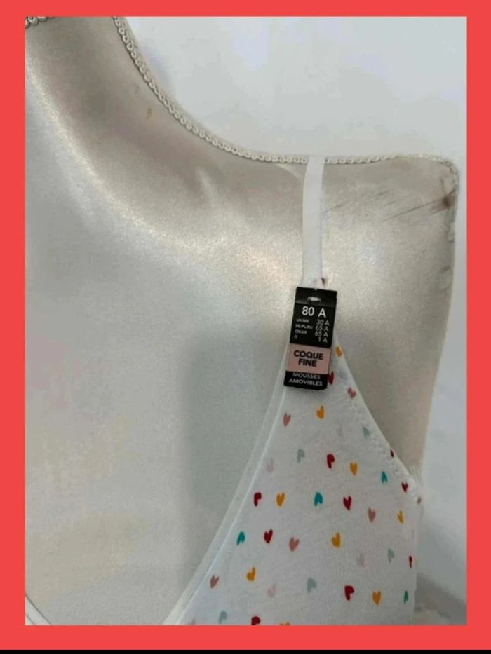 Petits prix :)  Soutien-gorge - photo numéro 2