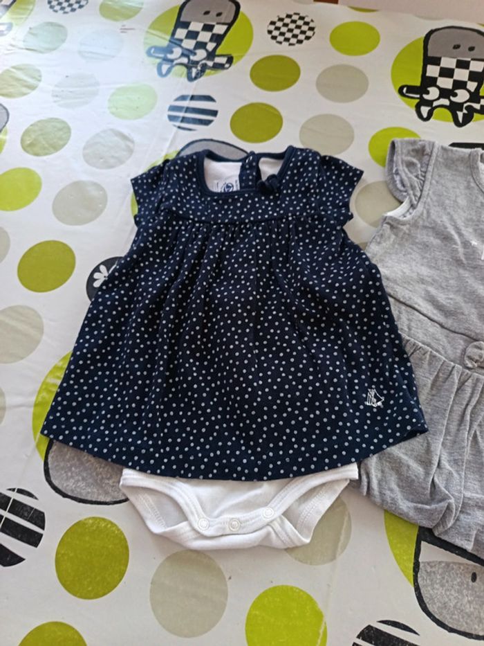Lot robes 3 mois Petit Bateau Orchestra - photo numéro 2
