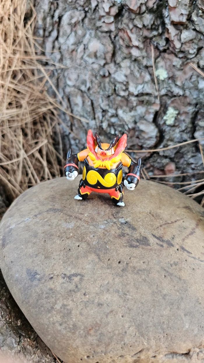 Super figurine Pokemon Nintendo tomy Roitiflam - photo numéro 3