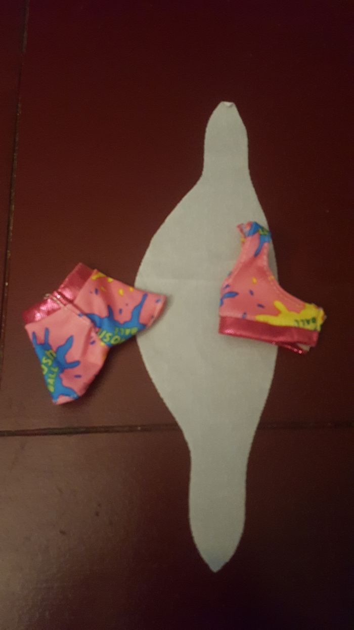 maillot de bain Barbie poupée neuf - photo numéro 2