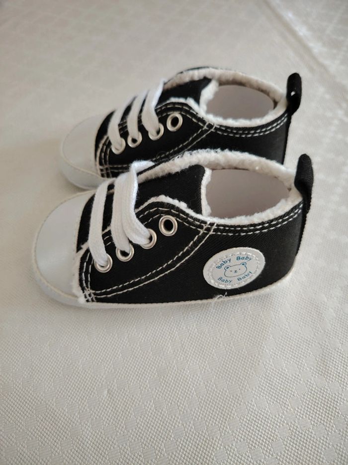Chaussures bébé - photo numéro 2