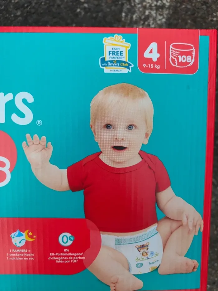 Carton pack XXL couches Pampers taille 4 - photo numéro 3