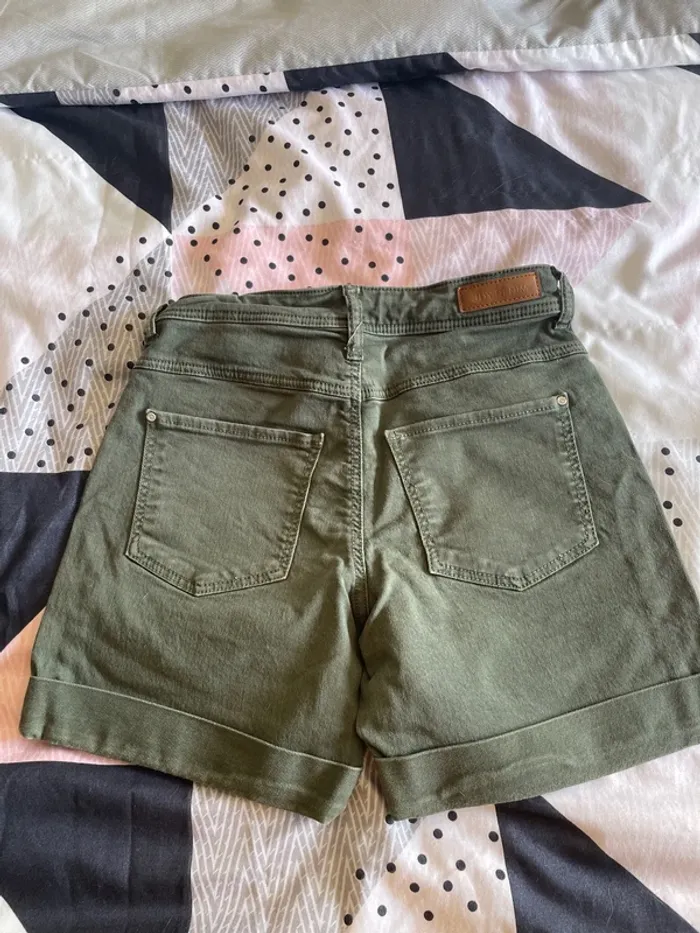 Short - photo numéro 2