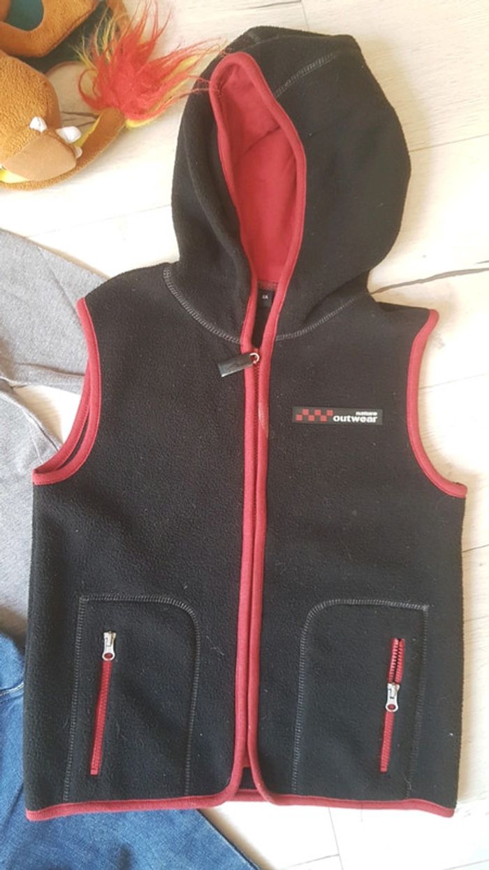 Lot de 3 articles garçon 4ans - photo numéro 3