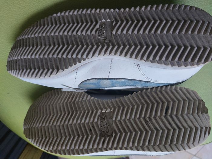 Baskets Nike pointure 38,5 - photo numéro 5