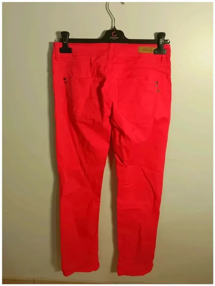 C11 pantalon fushia Bonobo 38 - photo numéro 2