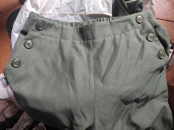 Pantalon vert - photo numéro 3