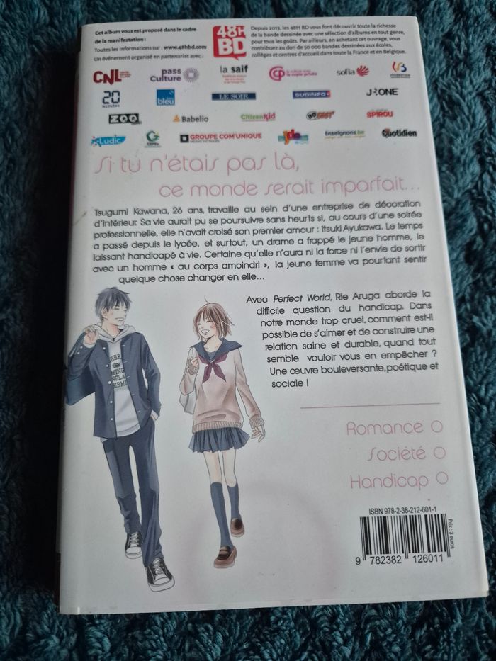 Livre manga titre Si tu n'étais pas là ce monde serait imparfait - photo numéro 2
