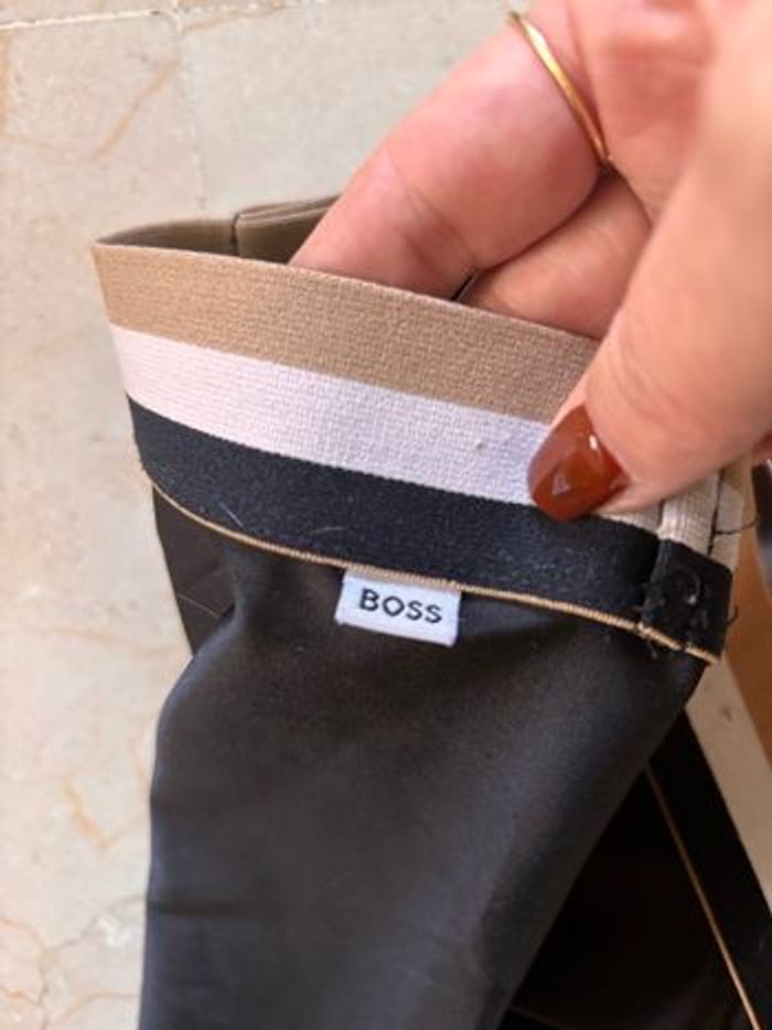 Ensemble sport Hugo Boss 12 ans - photo numéro 2