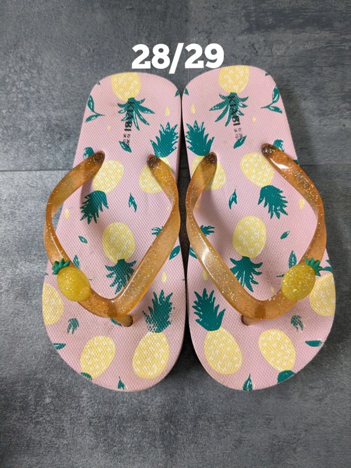 Tongs de plage Pointure 28 / 29