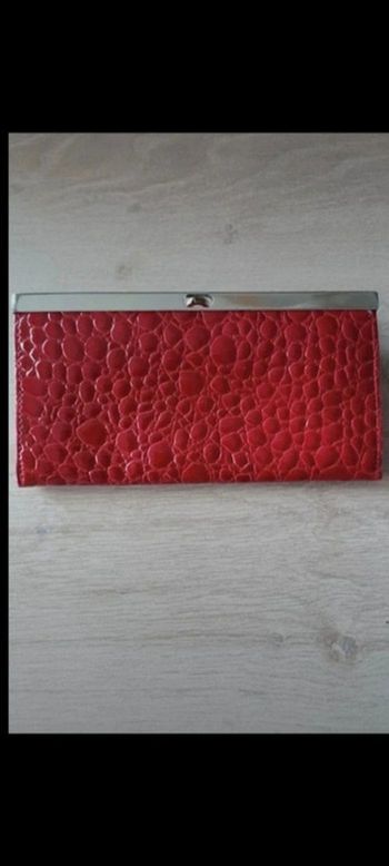 Très chic porte monnaie l oréal neuf