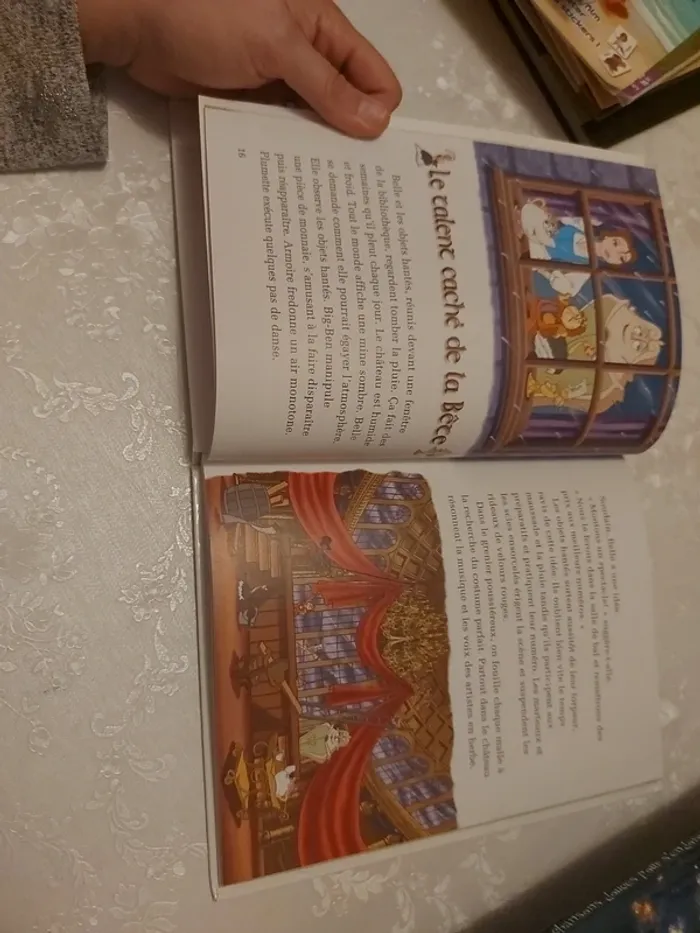 Livre Disney mon album 2009 - photo numéro 3