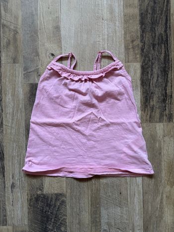 Débardeur/t-shirt fille taille 23 mois