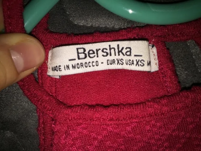 Robe rouge Bershka en taille XS - photo numéro 4