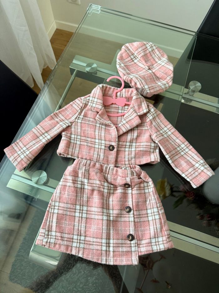 Ensemble bébé fille veste chapeau et jupe 6 à 9 mois rose - photo numéro 3