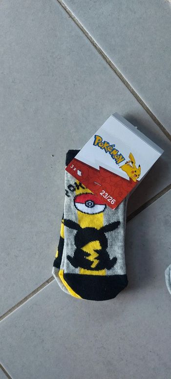 Chaussettes d'été socquettes neuves pokemon 23 26